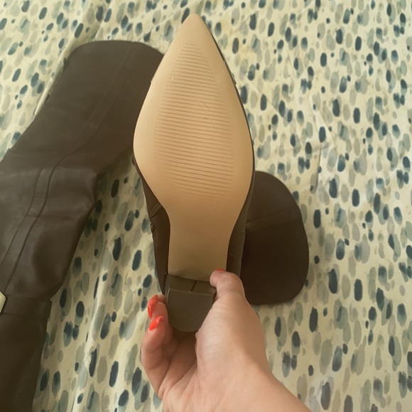 Boots - Picture 2 of 4